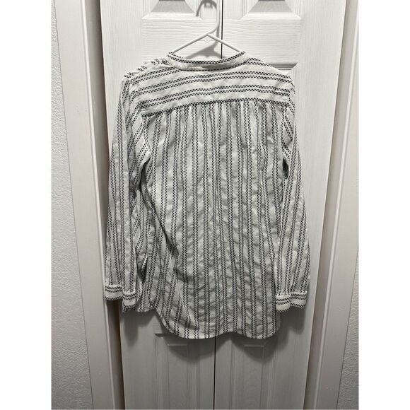 LOFT Womens Button Down Blouse Long Sleeve Distorted Stripes Black White Medium - Picture 4 of 7